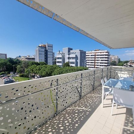 Appart-Hotel Holiday Lignano Sabbiadoro Extérieur photo