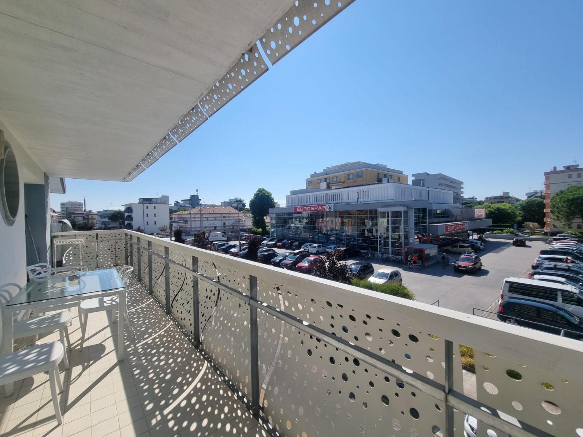 Appart-Hotel Holiday Lignano Sabbiadoro Extérieur photo