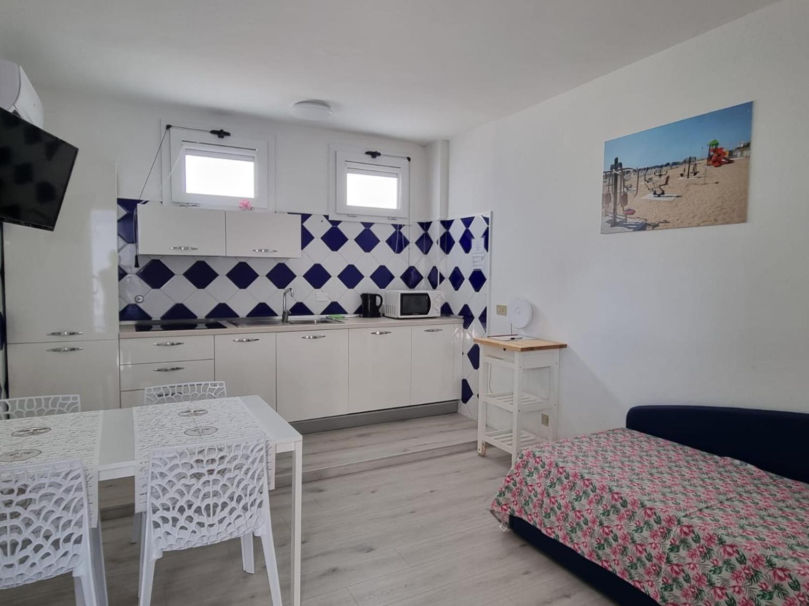 Appart-Hotel Holiday Lignano Sabbiadoro Extérieur photo