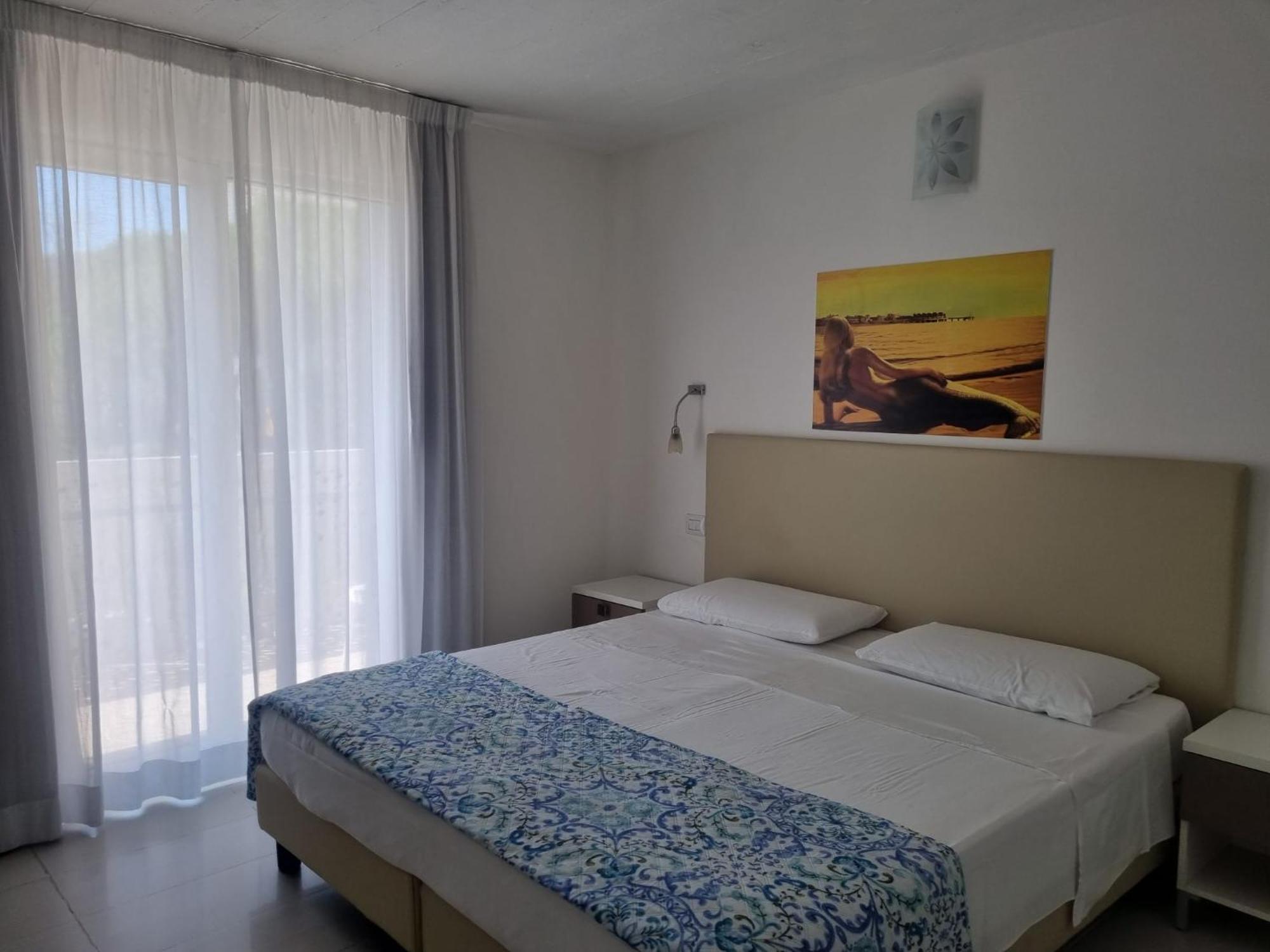 Appart-Hotel Holiday Lignano Sabbiadoro Extérieur photo