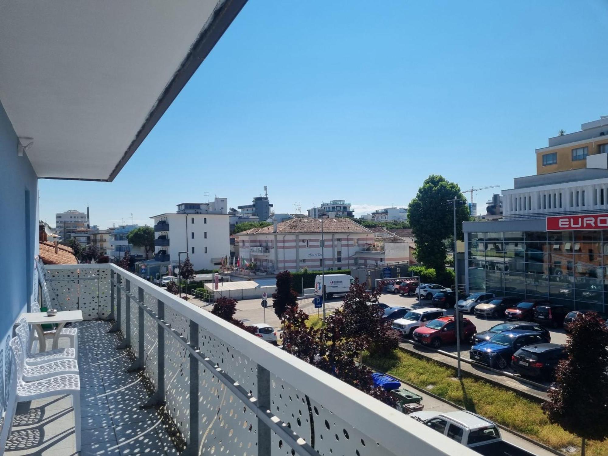 Appart-Hotel Holiday Lignano Sabbiadoro Extérieur photo